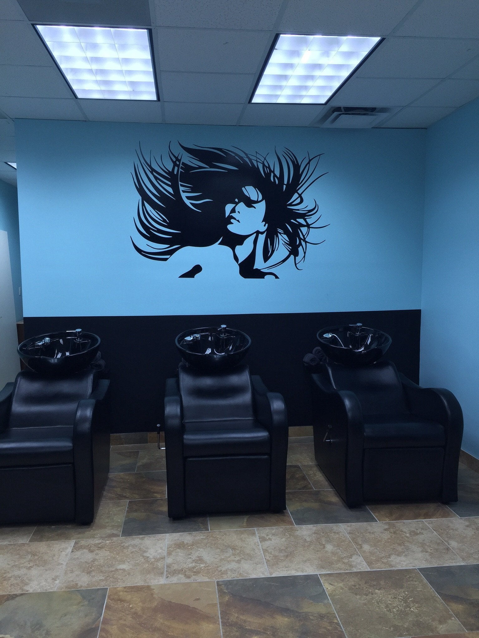 Check out how great this hair salon decal turned out!